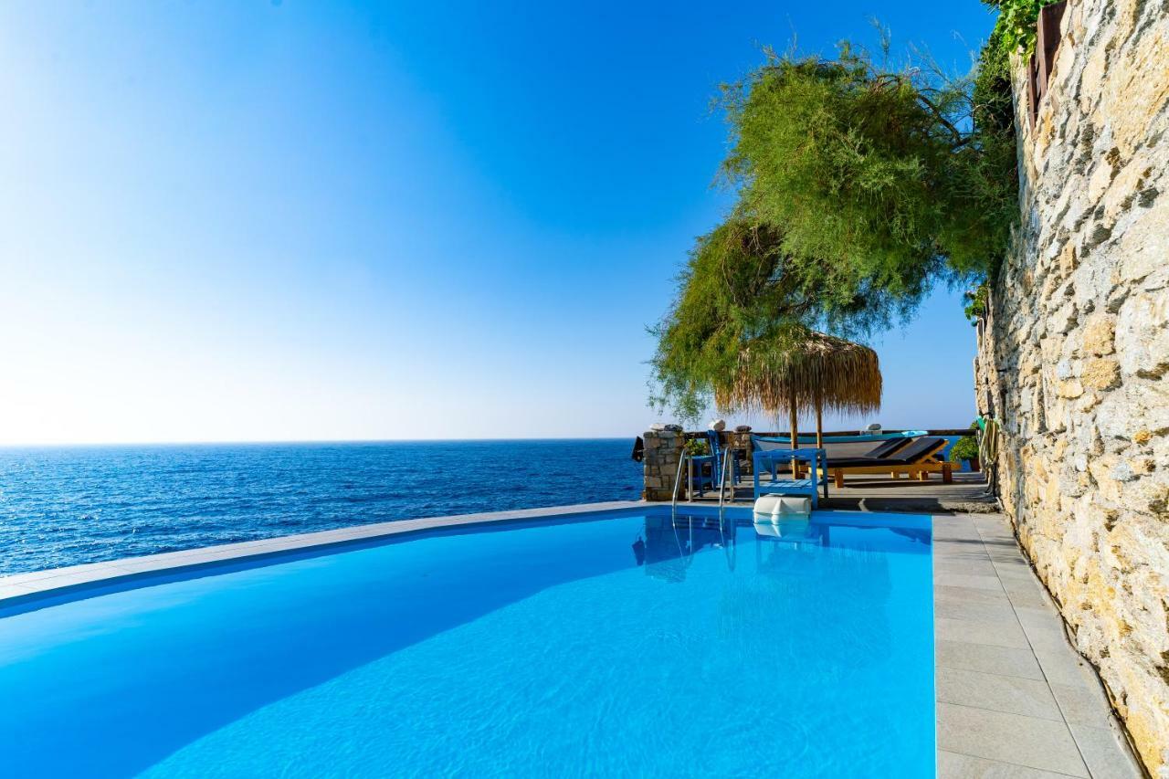 Ikarian Endless Blue Guest House Kouniadi Bagian luar foto